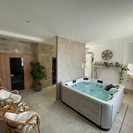 B&B Le Goluret & Table D'hotes - Espace Bien Etre Couvignon