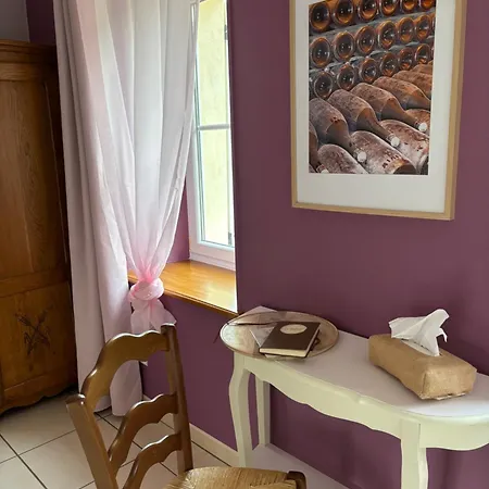 Le Goluret & Table D'hotes - Espace Bien Etre Couvignon