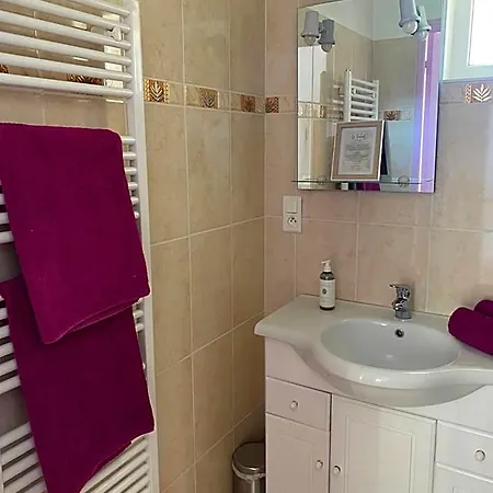 Le Goluret & Table D'hotes - Espace Bien Etre Bed & Breakfast 3*