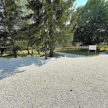 Le Goluret & Table D'hotes - Espace Bien Etre Bed & Breakfast 3*