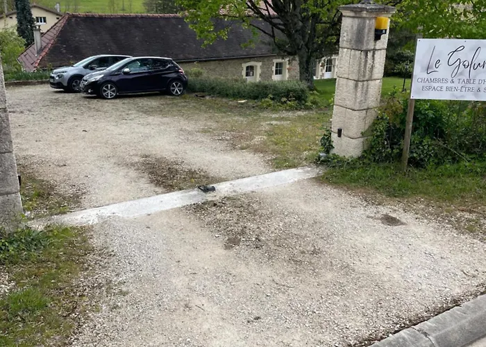 Le Goluret & Table D'hotes - Espace Bien Etre Couvignon